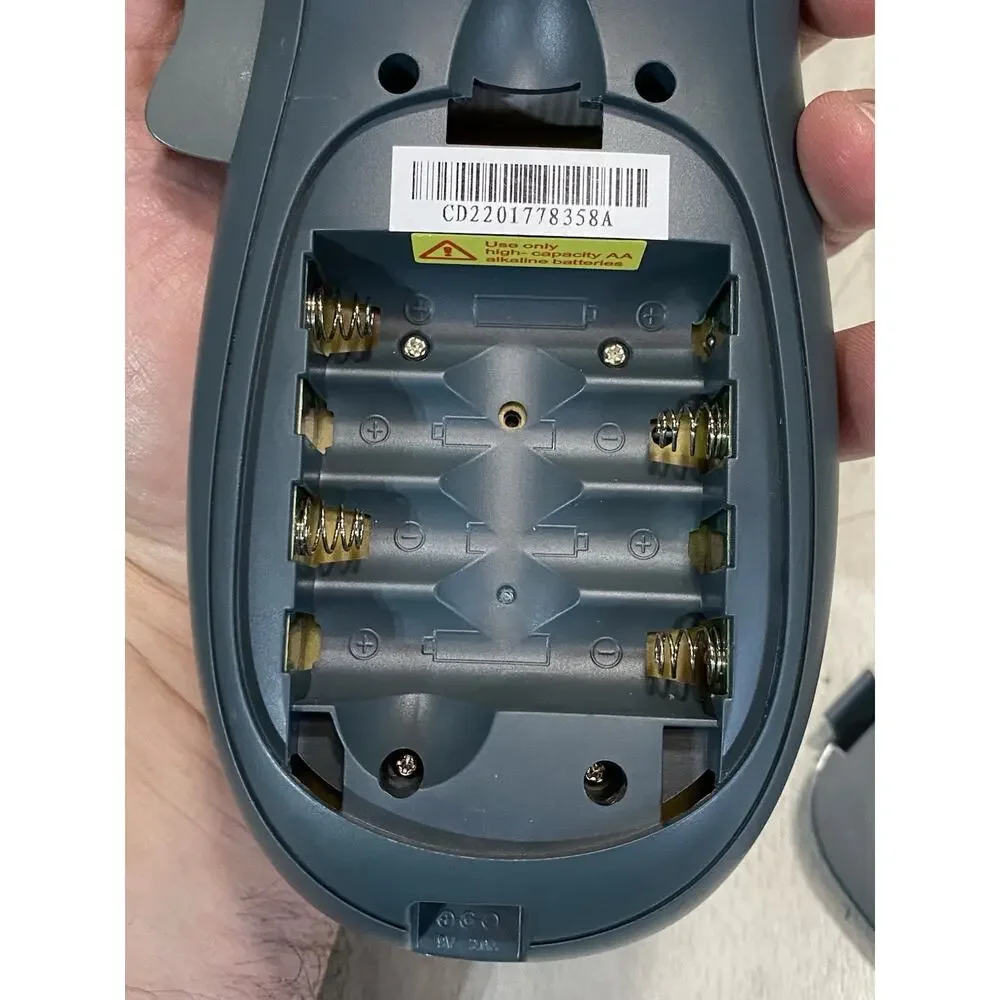 DYMO LetraTag LT-100H Battery Powered Handheld Label Maker - Works Great